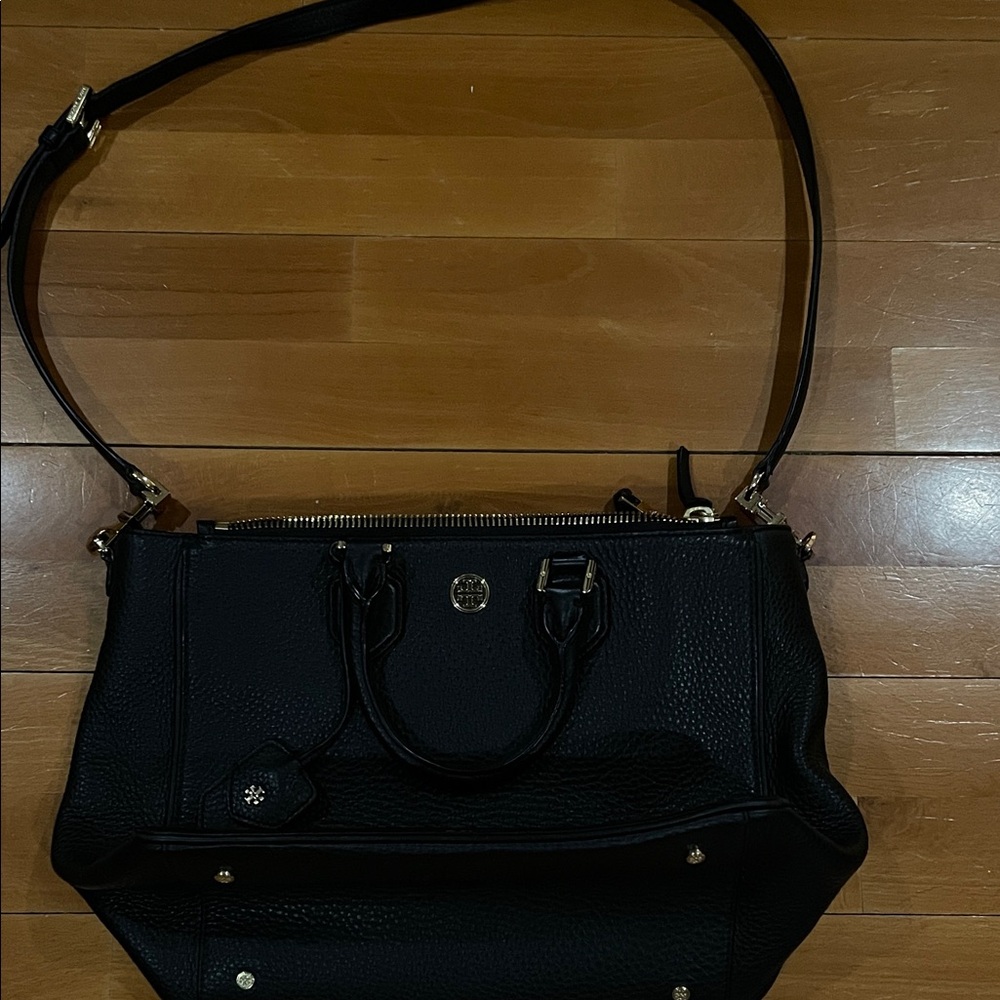 Tory Burch Elegant Black Shoulder Bag